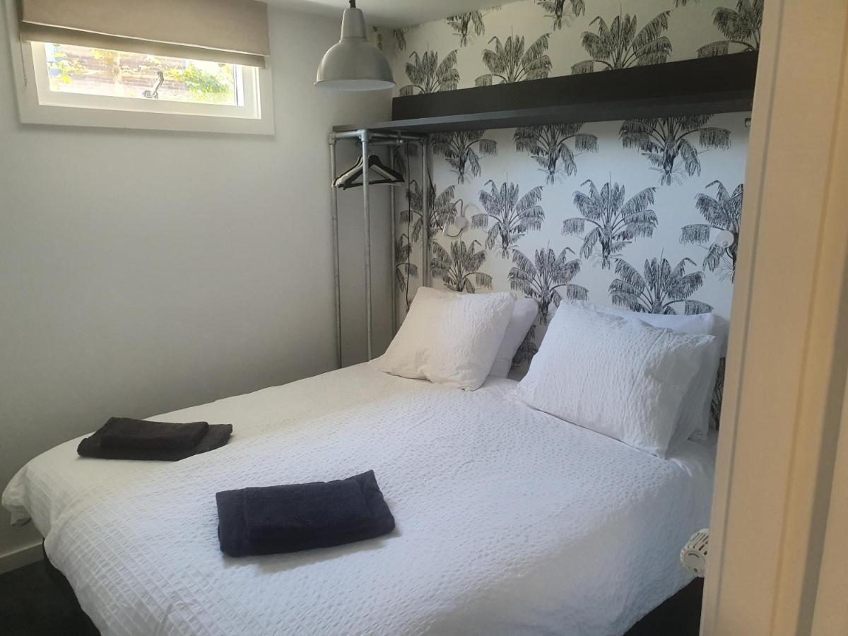 Cottage Geestmerambacht, Een Nieuw Vrijstaande Sfeervol En Landelijk Gelegen Vakantiewoning Koedijk Екстер'єр фото