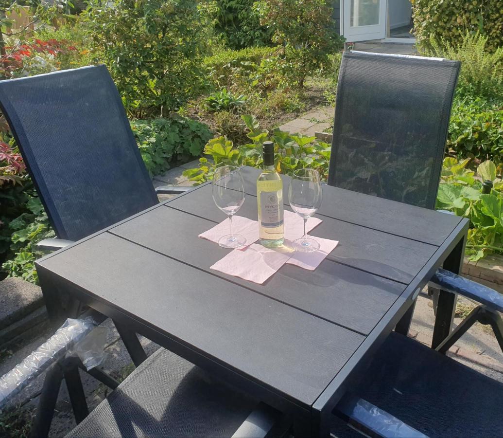 Cottage Geestmerambacht, Een Nieuw Vrijstaande Sfeervol En Landelijk Gelegen Vakantiewoning Koedijk Екстер'єр фото